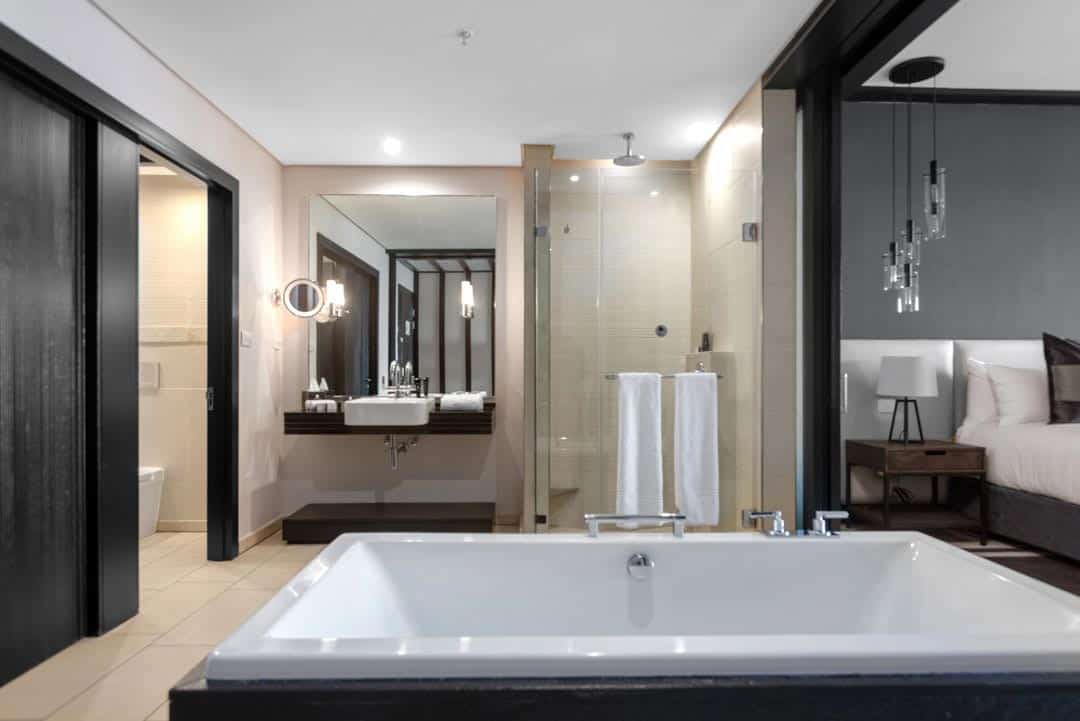 The Capital Zimbali Luxury Room BATHROOM BATH - The Capital Hotels & Apartments 52