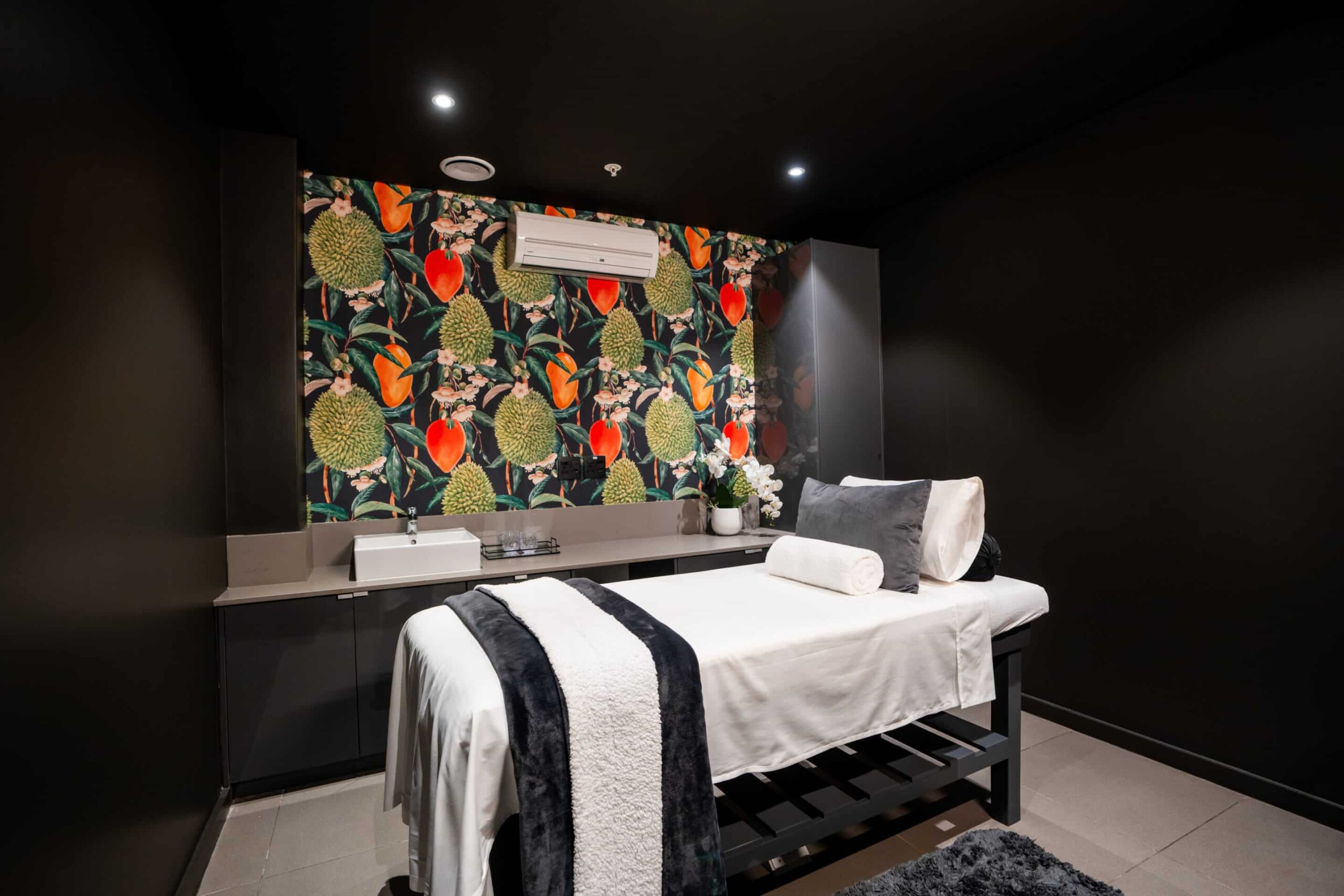 The Grotto-61 Cama de massagem no The Grotto, na Cidade do Cabo