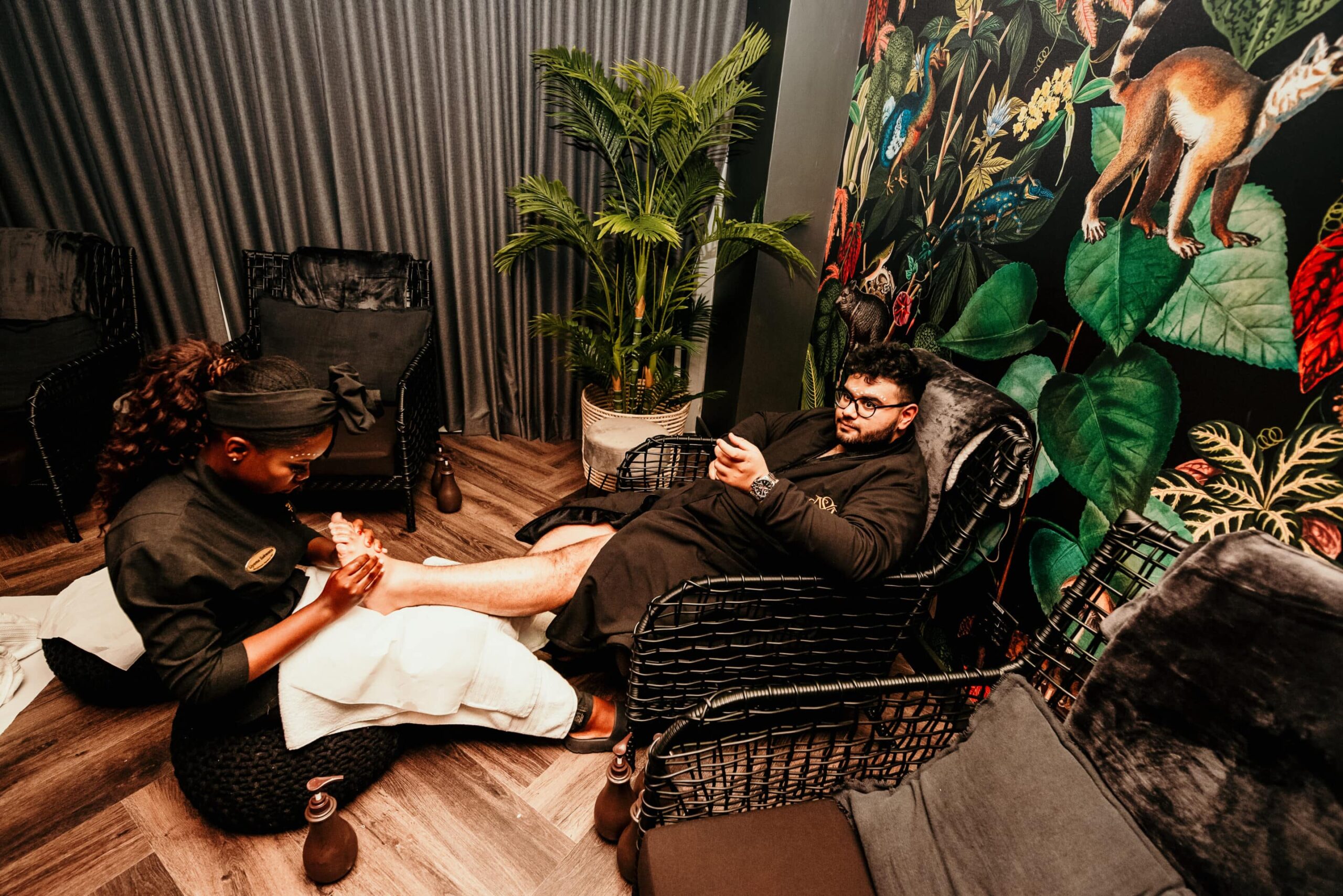 Massage des pieds et des jambes au Grotto Spa, au Cap