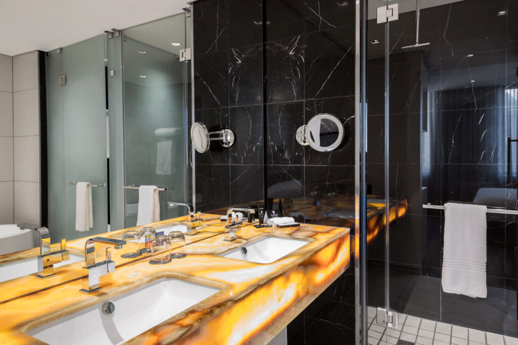 Luxury Room