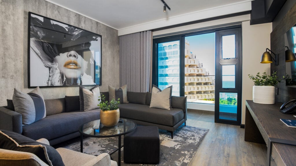 2 Bedroom Deluxe Apartment