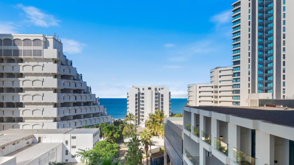 2 Bedroom Deluxe Apartment
