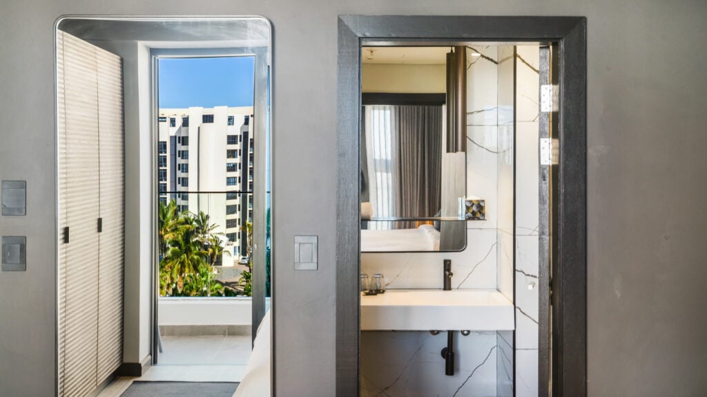 2 Bedroom Deluxe Apartment