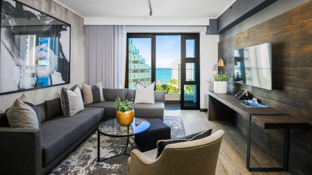 2 Bedroom Deluxe Apartment