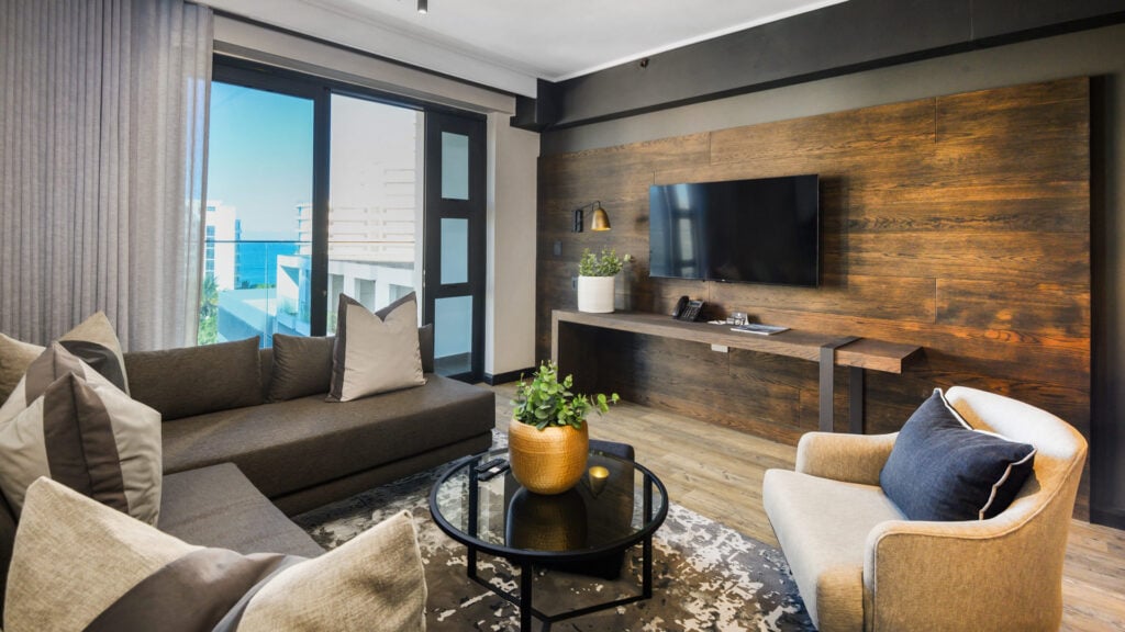 2 Bedroom Deluxe Apartment
