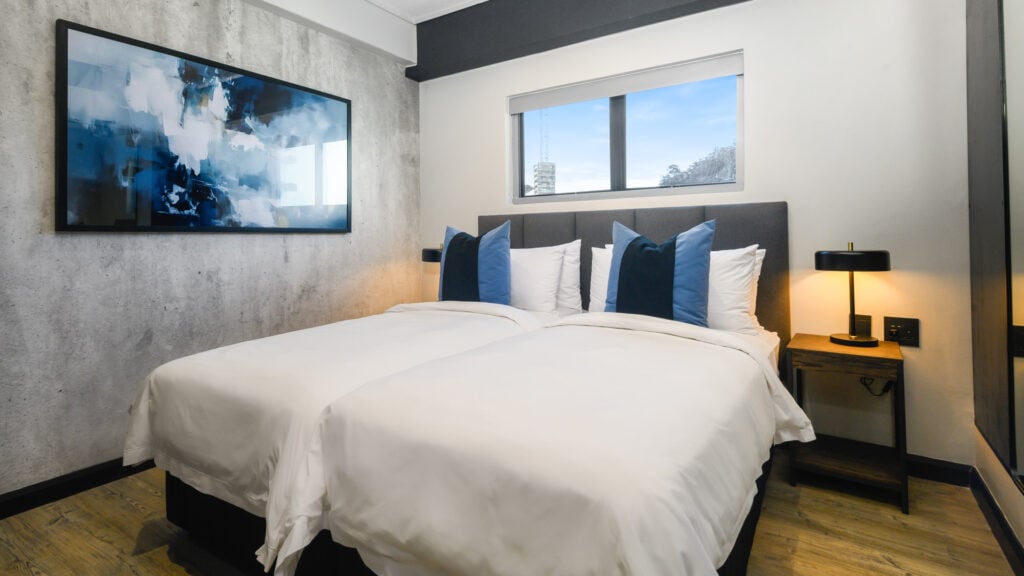 2 Bedroom Deluxe Apartment