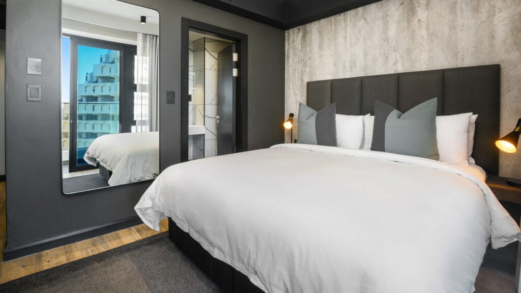 2 Bedroom Deluxe Apartment