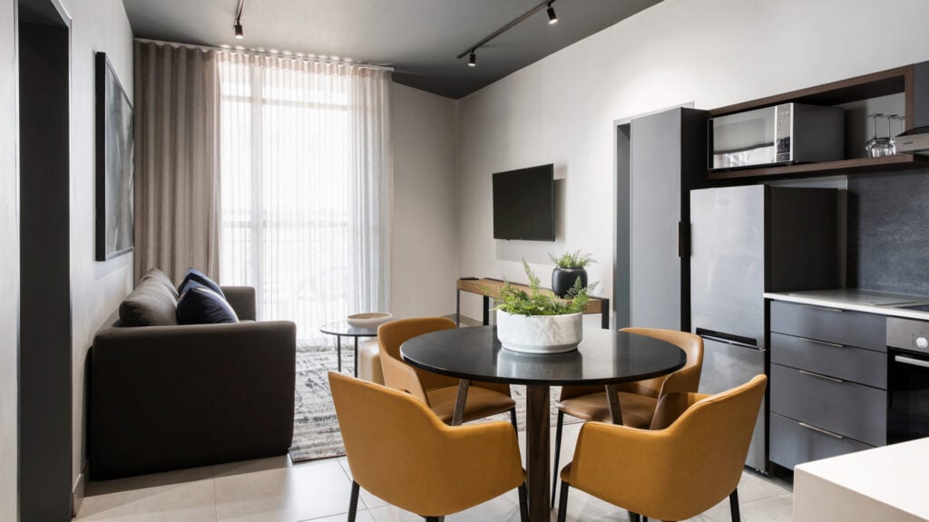 1 Bedroom Apartment