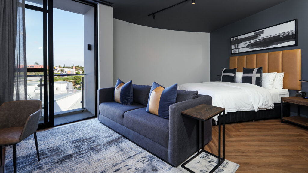 Studio Room with Kitchen/Bar