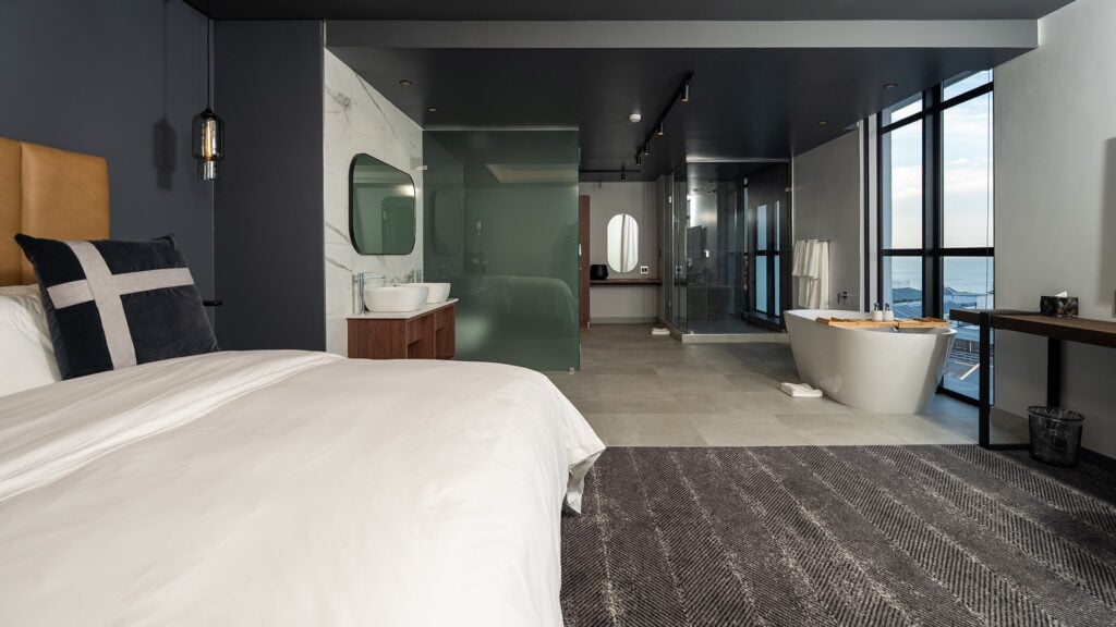 2 Bedroom Presidential Suite
