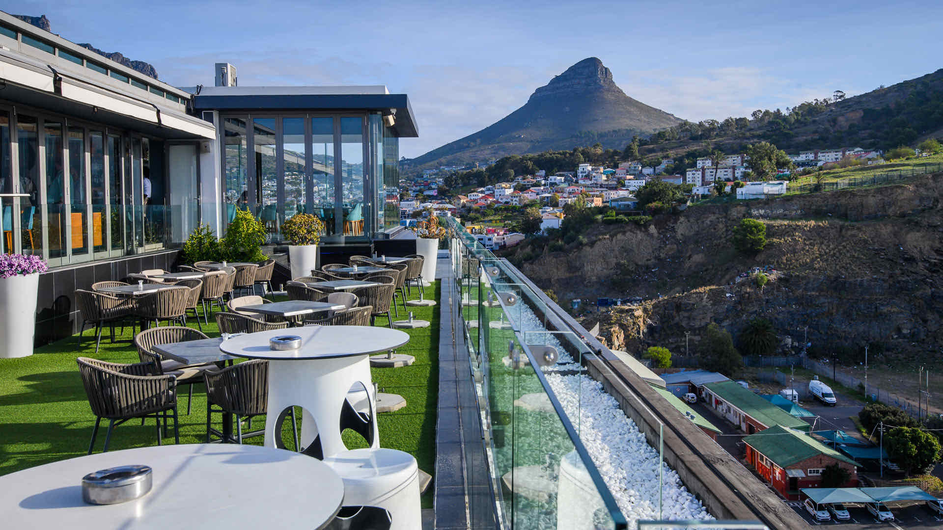 Mirage_Exterior-and-Interior--(29)