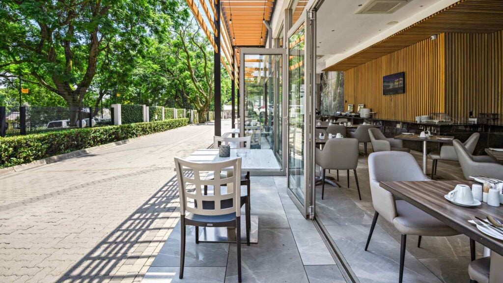 On-Bath_Exterior-and-Interior—(60)