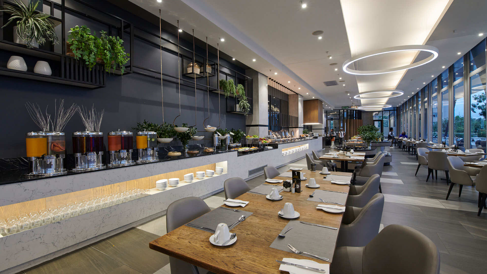 On-the-Park_Restaurant,-Bar-and-Food-(1)