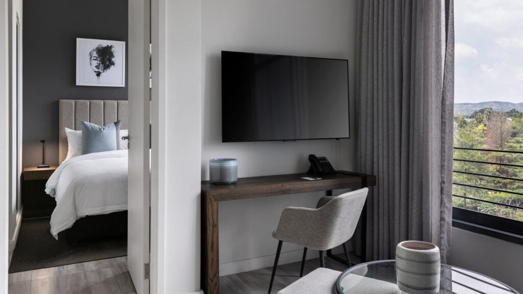 The_Capital_Trilogy_One_Bedroom_6′